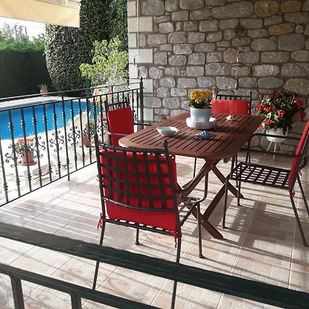 Kelly'S Villa In Stoupa Neokhorion  エクステリア 写真